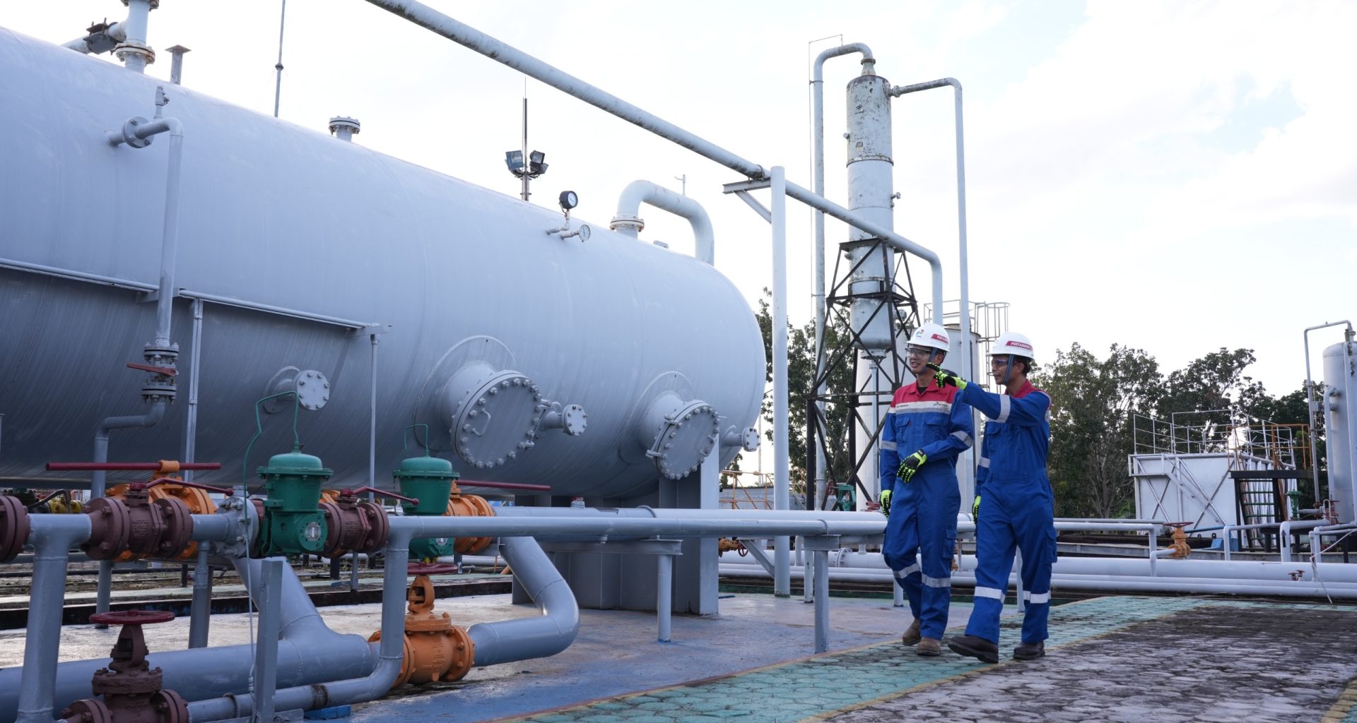 Keberhasilan monetisasi gas Lapangan Sengeti menjadi tonggak kebangkitan penjualan gas Pertamina EP di Jambi setelah hampir satu dekade sekaligus membuka jalan pengembangan potensi stranded gas untuk mendukung ketahanan energi nasional.